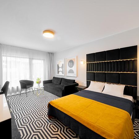 קולובז'ג Lulu Apartments - Rosa - Studio Hotelowe Z Klimatyzacja I Konsola Ps4 - Solny Resort מראה חיצוני תמונה